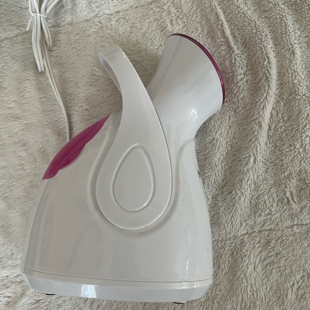 White and Pink Facial Steamer